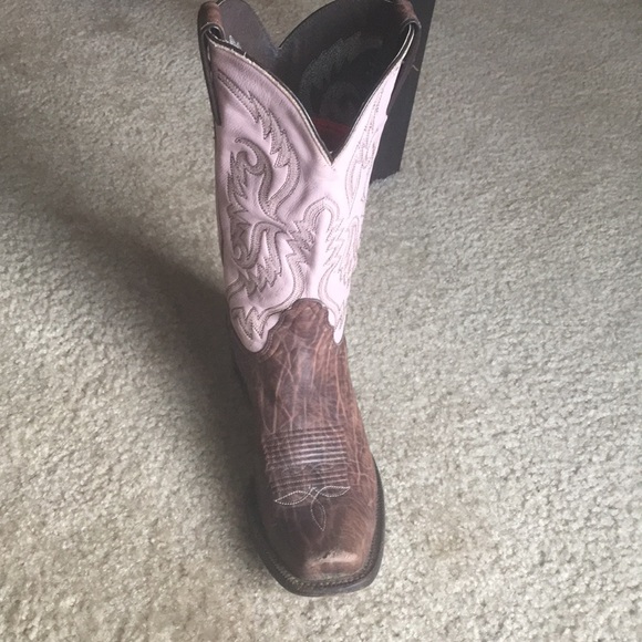 Cow Girl Boots - Picture 2 of 3